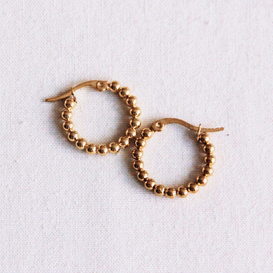 EA504.2: Stainless steel creole 20mm “balls” – gold