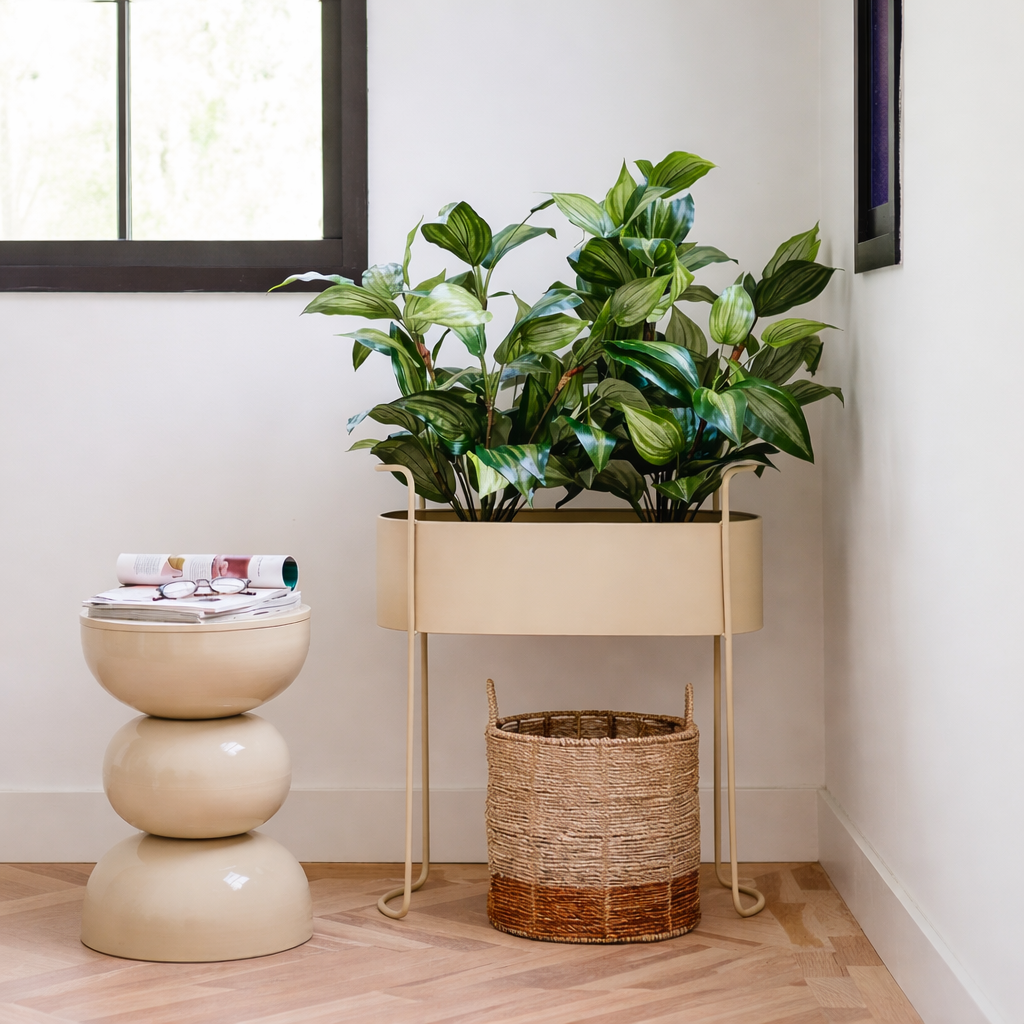 Flowerpot inside Moritz Beige