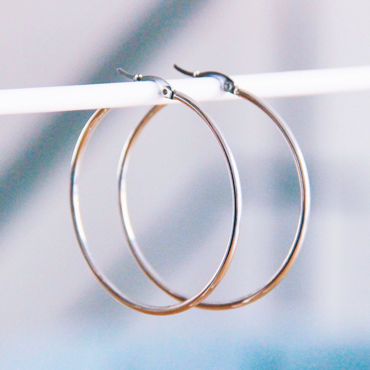 Stainless steel hoop 50mm 'basic' - silver