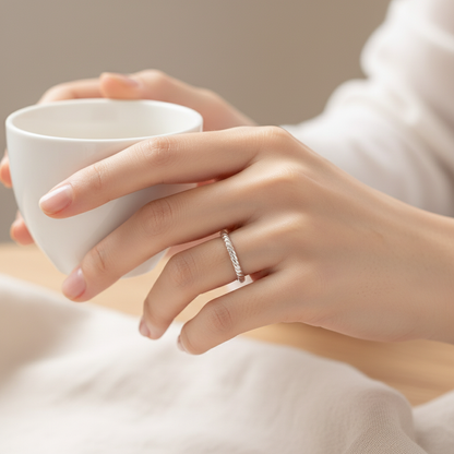 Croissant Ring - Silver