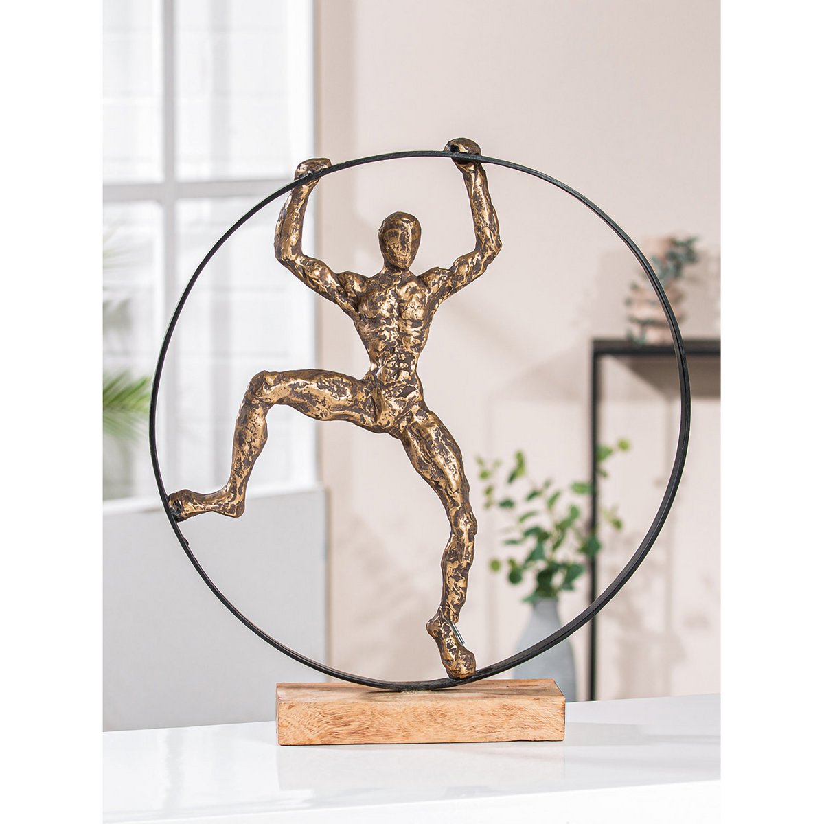 Sculpture round pose H.45 cm