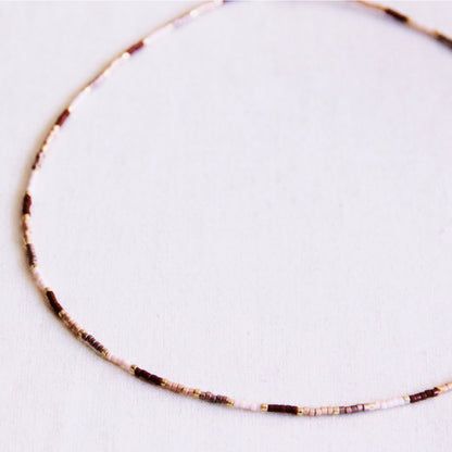 Miyuki necklace - Golden glow nude shades