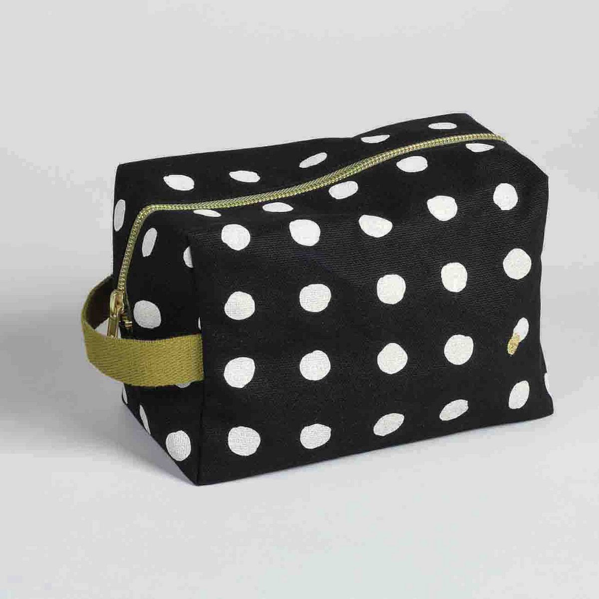 Mia caviar 28 x 10 toiletry bag