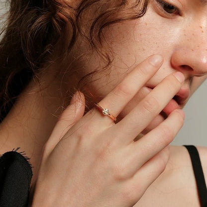 Unique Design Twinkled Star Rings