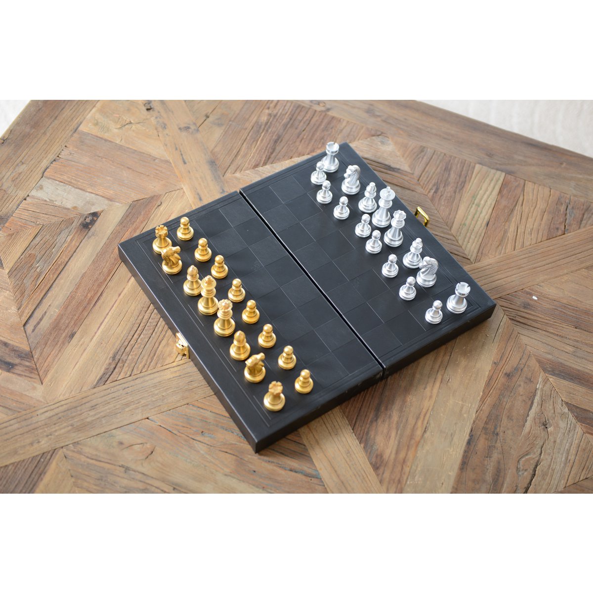 Backgammon/Game game game in a black imitation leather case