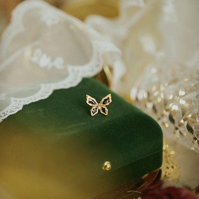 Butterfly Design Black Stone Ear Cuff-One Piece