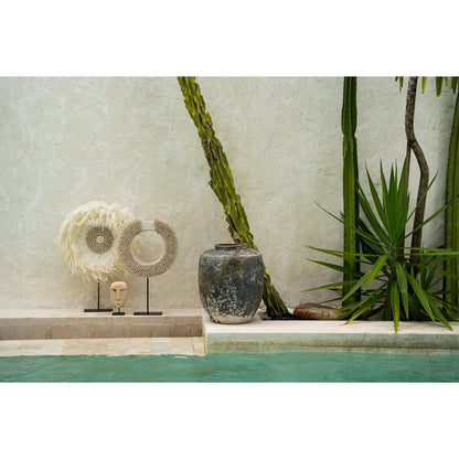 The Papua Shell Disc on Stand - White - M
