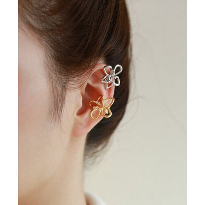 Elegant Sparkling Flower Ear Cuff-One Piece