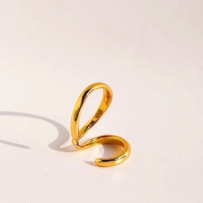 Minimalist Wave Line Ear Cuff