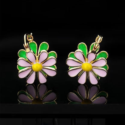 Twin Daisy Bloom Earrings