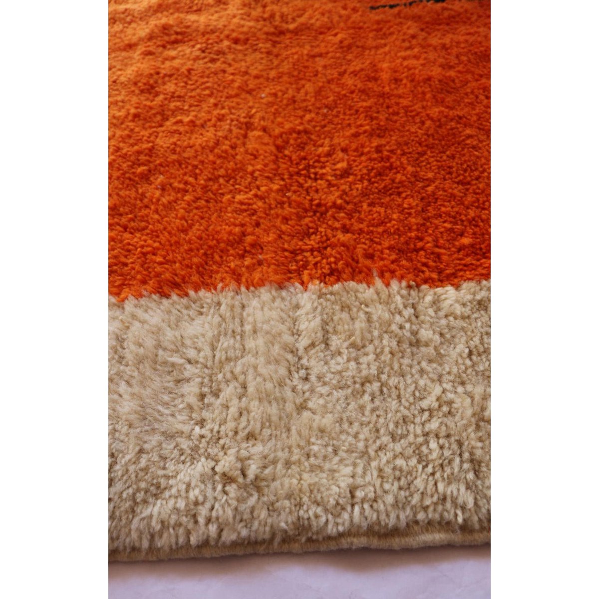 Pure wool Moroccan Berber rug 159 x 286 cm