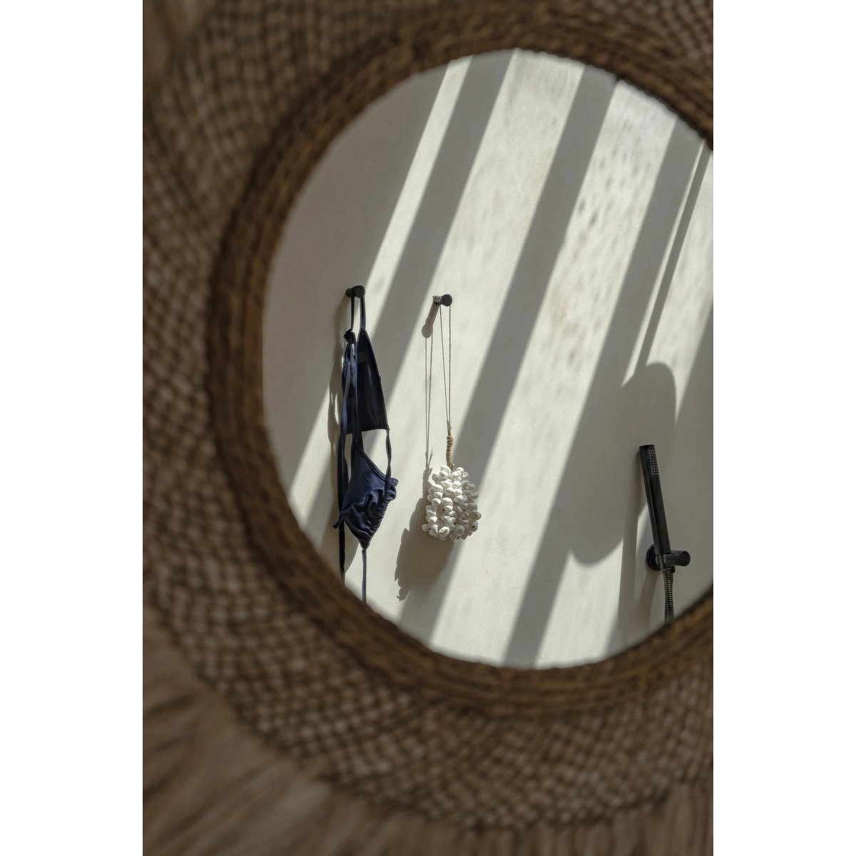 The Kai Tassel - White
