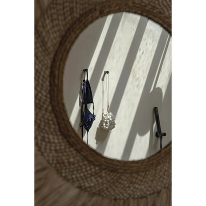 The Kai Tassel - White