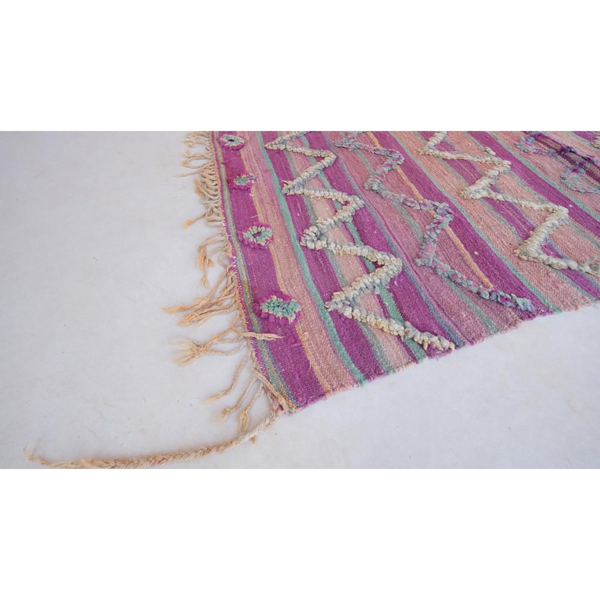 Pure wool Moroccan Kilim Berber rug 188 x 382 cm SOLD