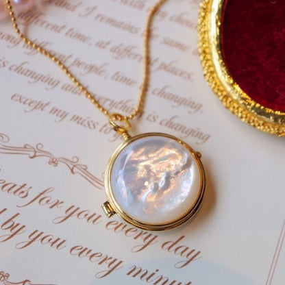 MOP Round Sachet-Openable Locket Necklace