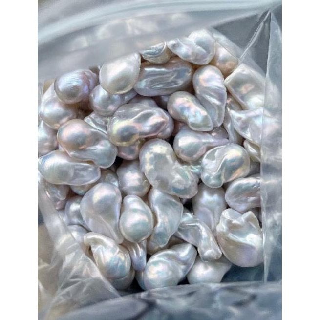 Baroque Pearl Pendant with Master Hook- Pendant Only