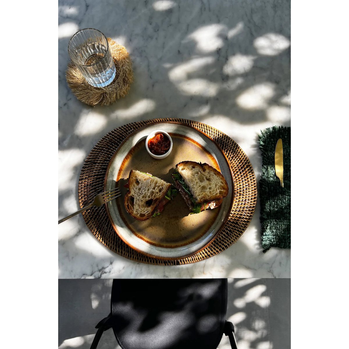 The Colonial Oval Placemat - Natural Brown