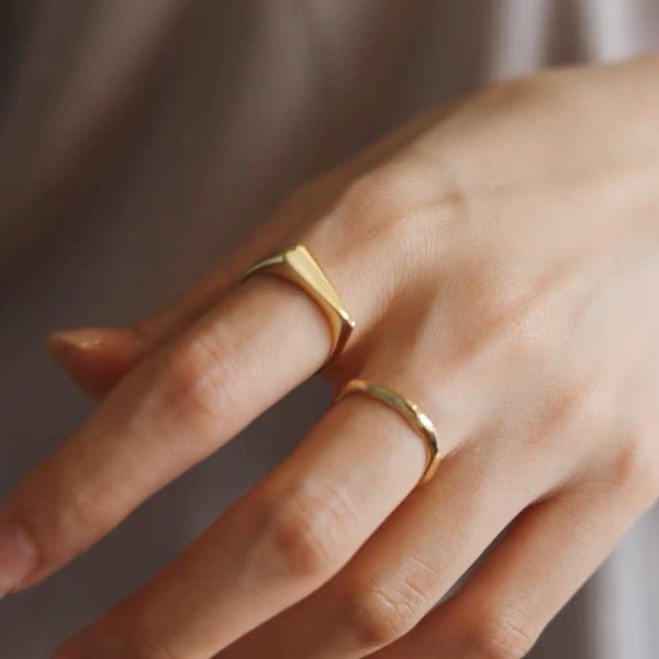 Heart-Shaped Slim Ring-Gold plated