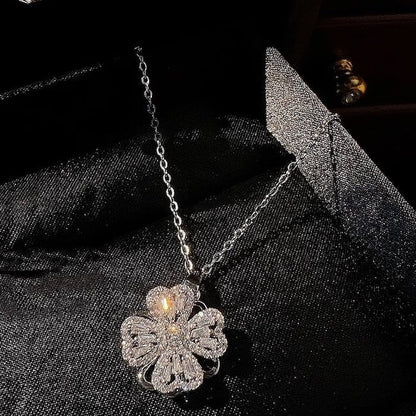 Dazzling Turning Four Leaf Clover Jewelry Set