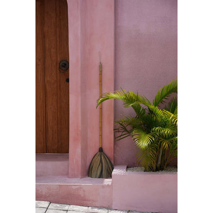 The Big Broom - Natural Black