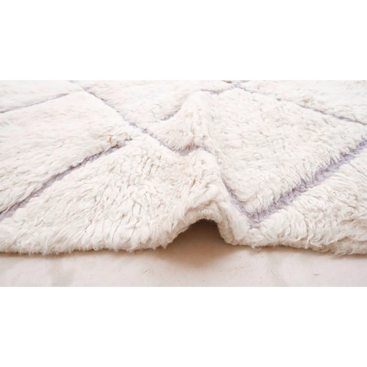 Pure wool Moroccan Berber rug 119 x 199 cm