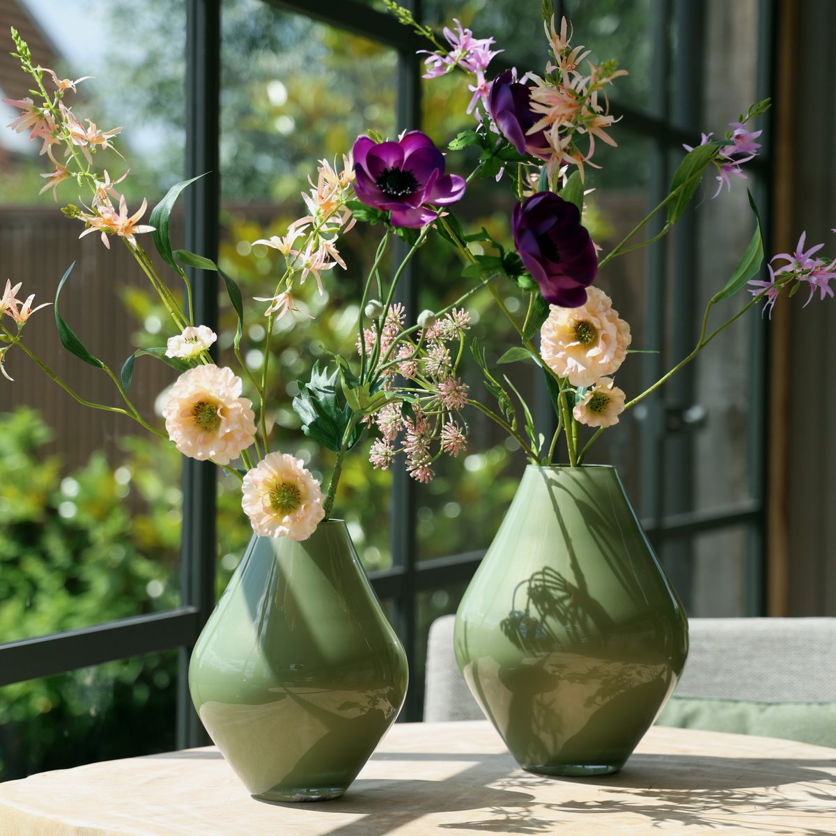Vase - Lesse metallic pastel green