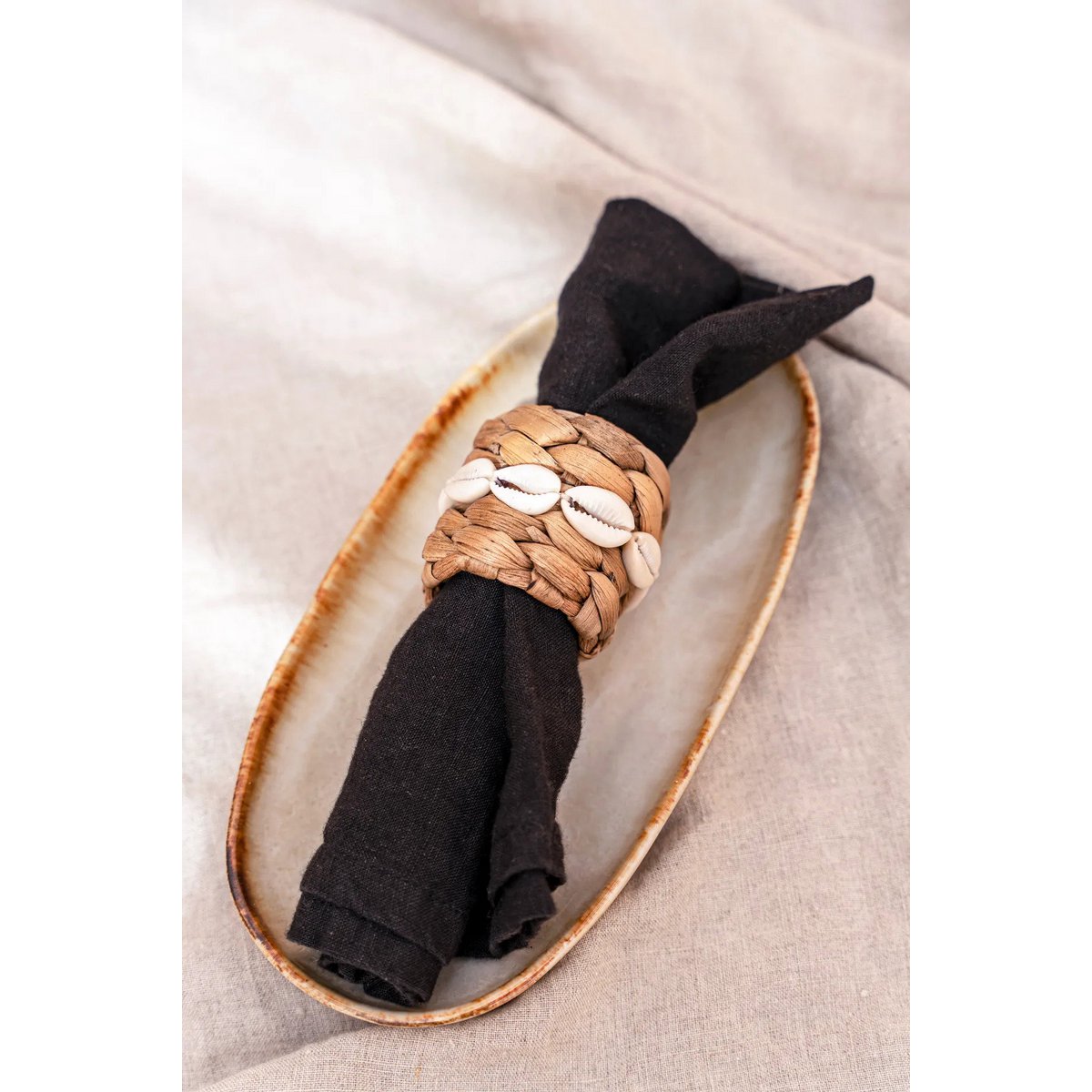 The Cascais Oval Plate - M