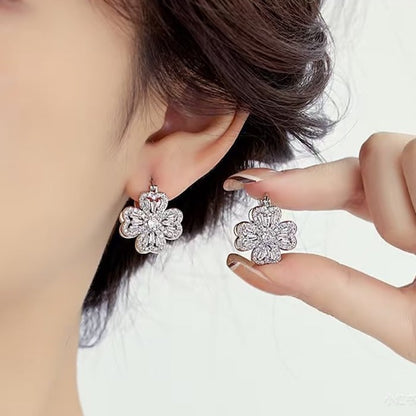 Dazzling Turning Four Leaf Clover Jewelry Set