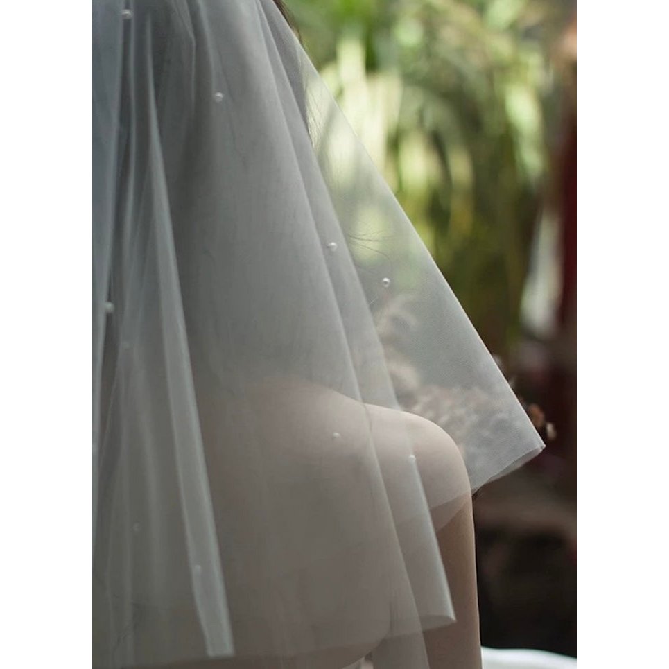 Elegant Two-tire Bride Veil with Small Pearls