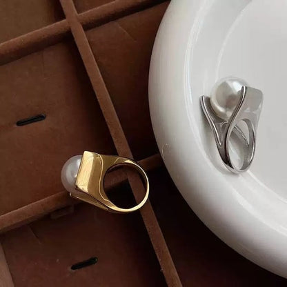 Sculptural Open-Frame Pearl Ring