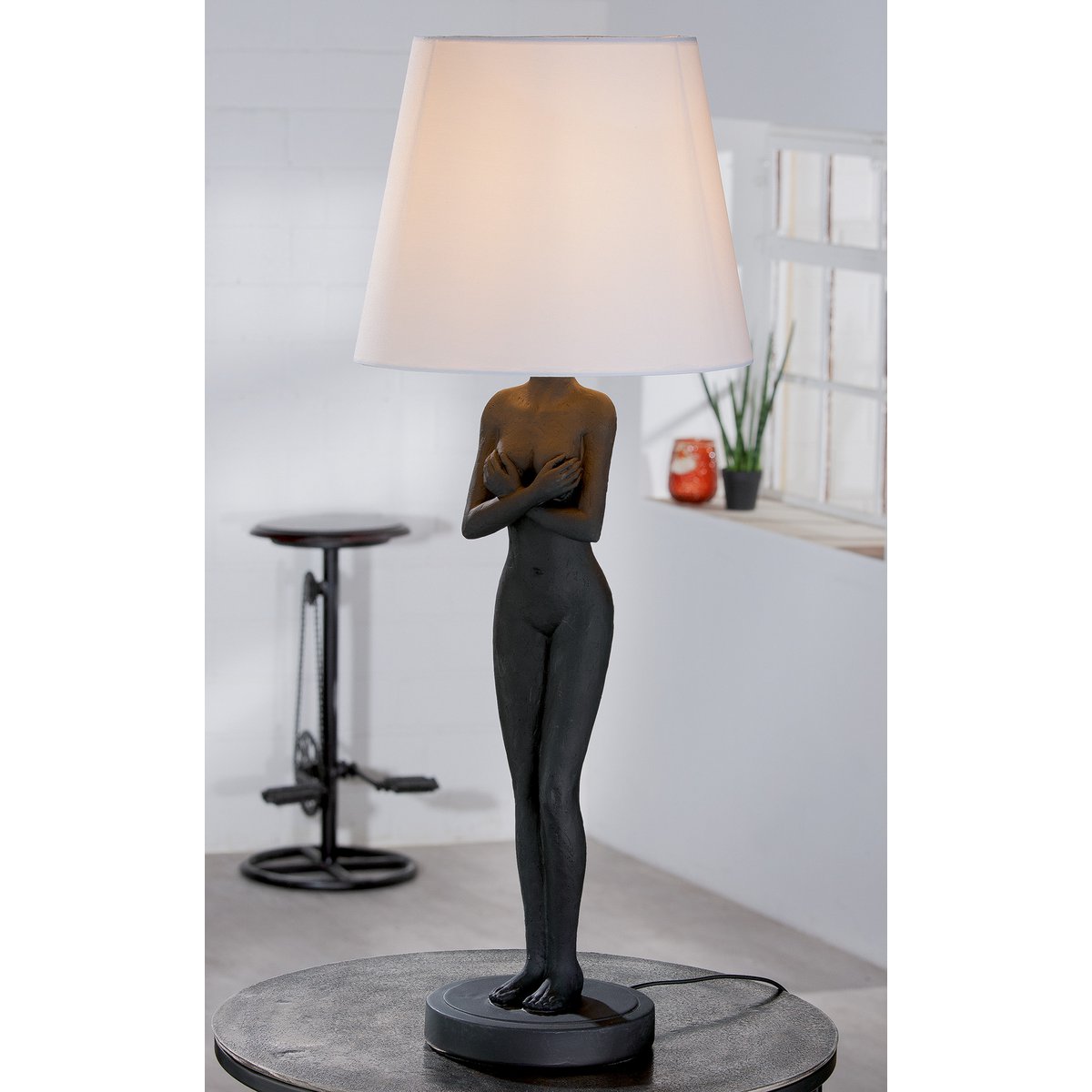 Poly Lamp "Lady Black&White"