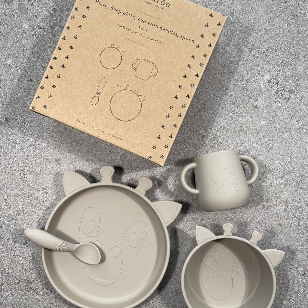 Lykke silicone dinner set 4-pack Giraf-Cobblestone
