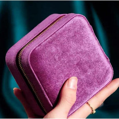 Vintage-Inspired Portable Velvet Travel Jewellery Box