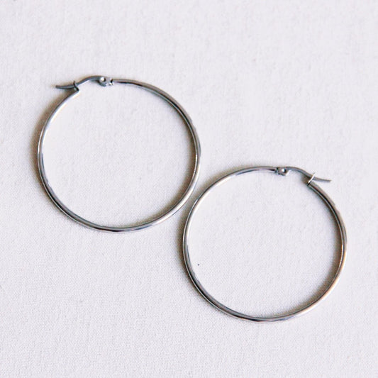 Stainless steel hoop 50mm 'basic' - silver