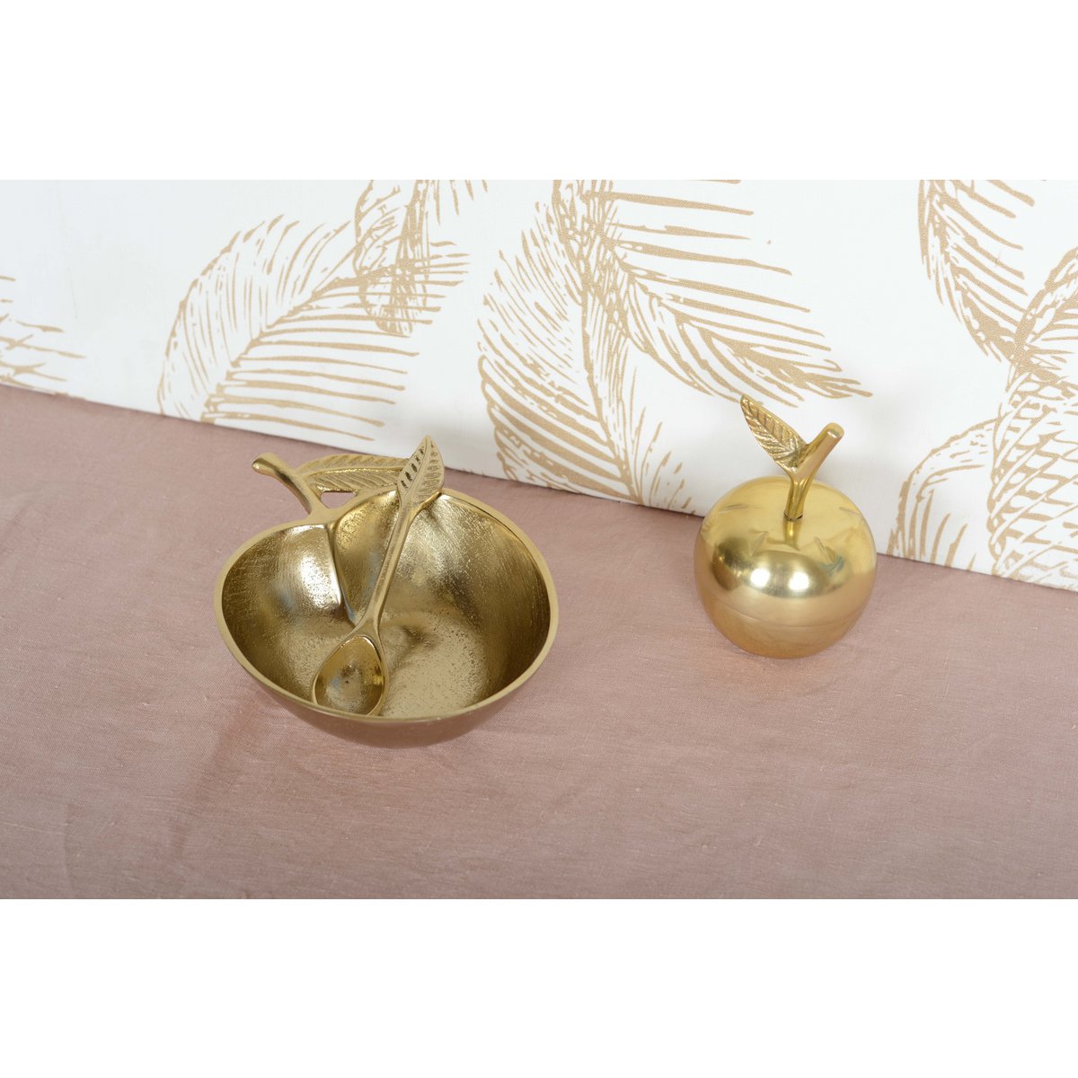 GOLDEN APPLE CUP WITH SMALL SPOON 18X13.5X5CM
