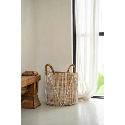The Straight Stitched Macrame Basket - L