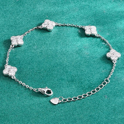 Eternal Clover Moissanite Bracelet